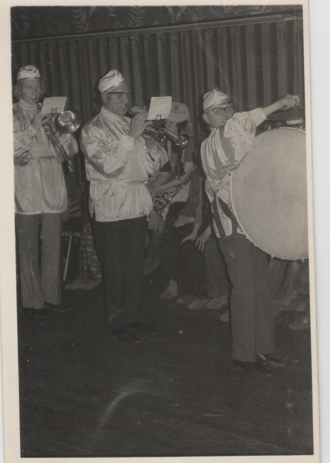 carnaval van kampen muziek