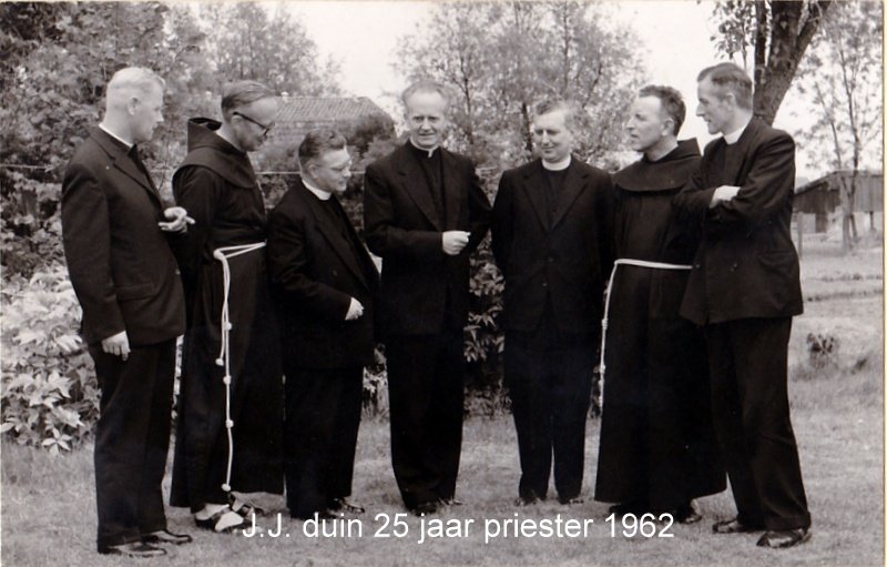 6 Geestelijken