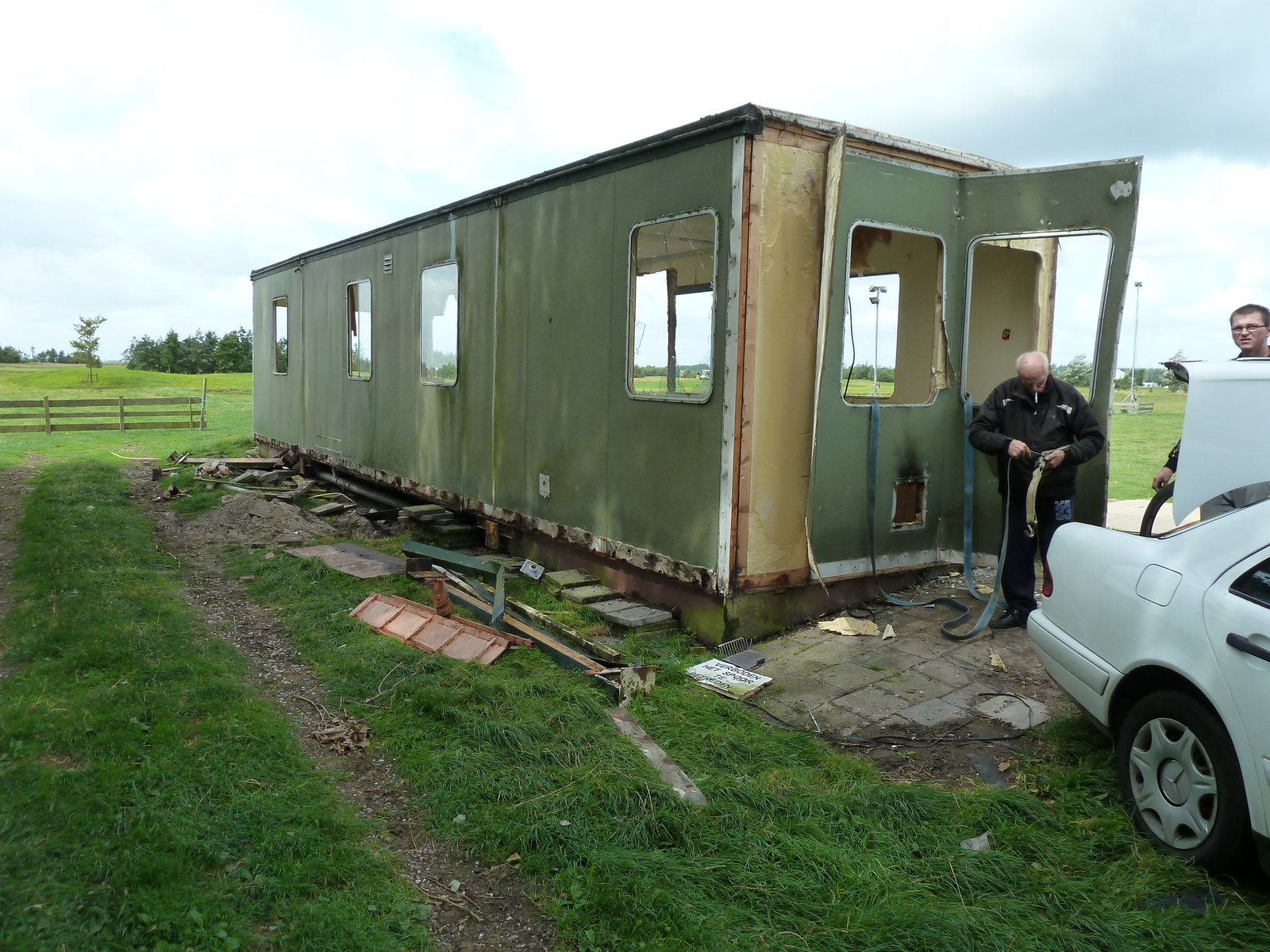 2014 aug 12 de oude kantine bijna gesloopt
