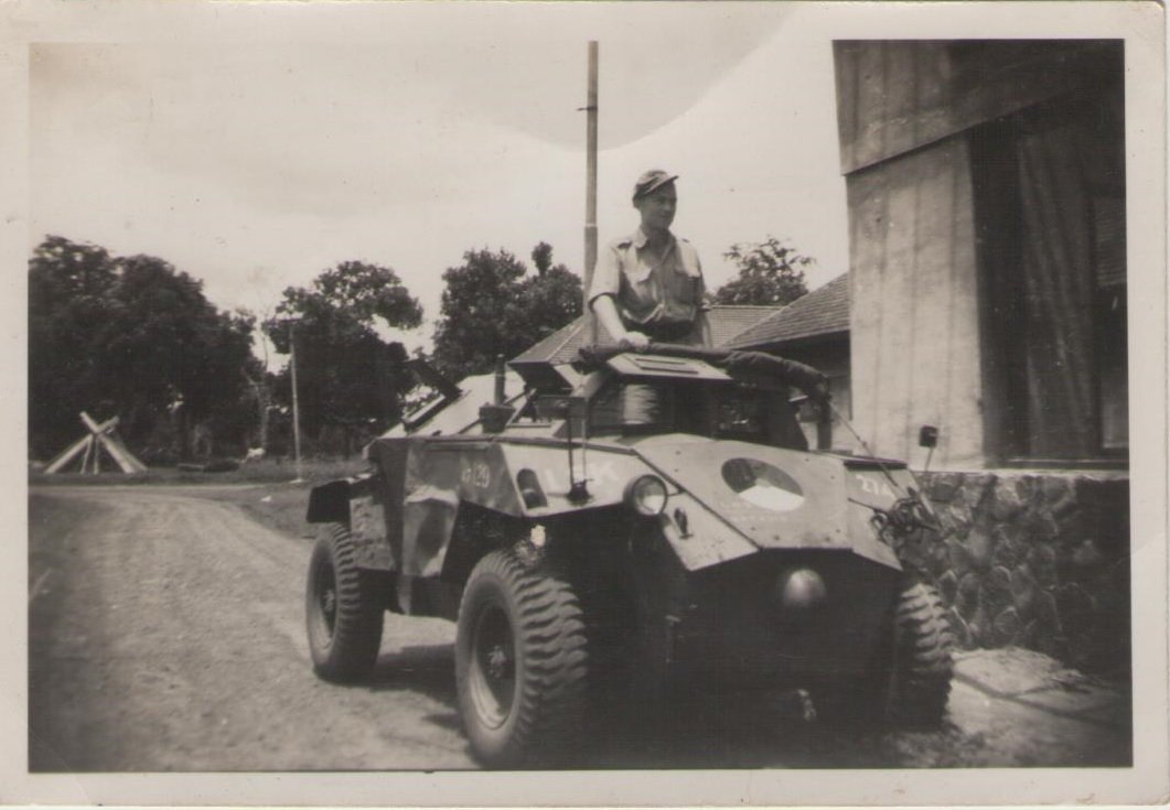 verkenningswagen nov.'47 in Kali Djati