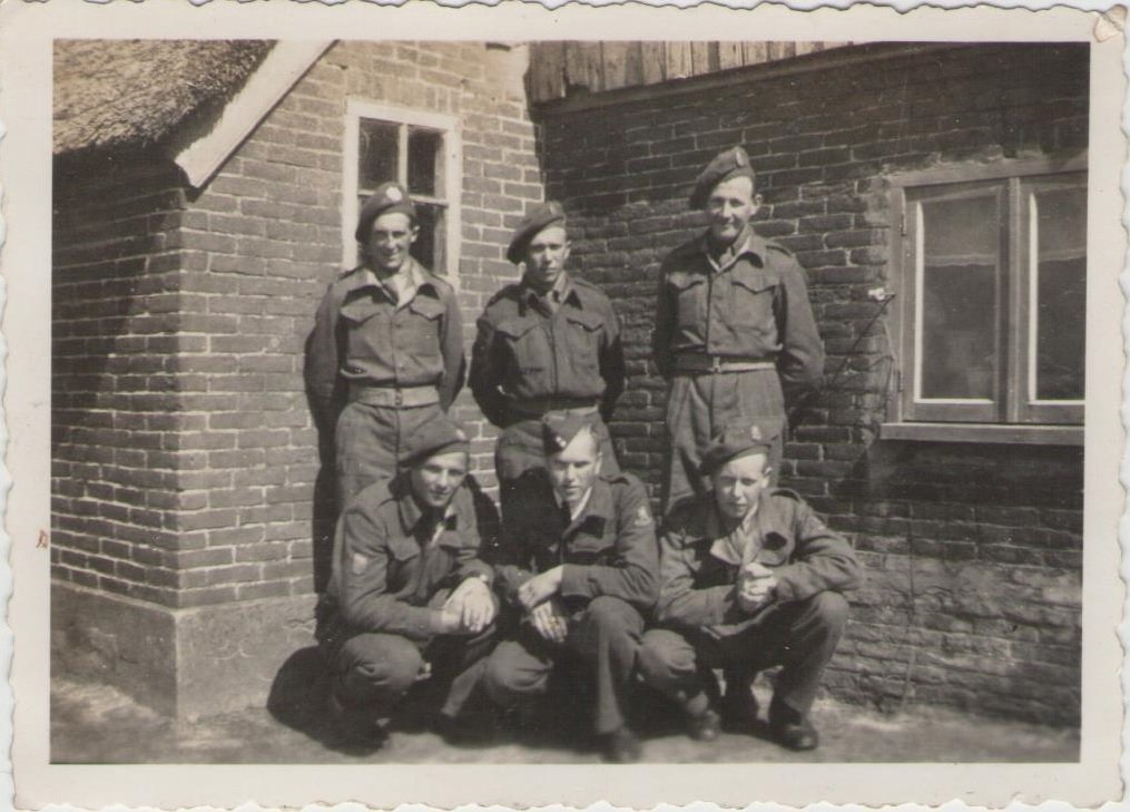 wapenbroeders uit wogmeer o.a.Piet Spruit, Dirk Commandeur