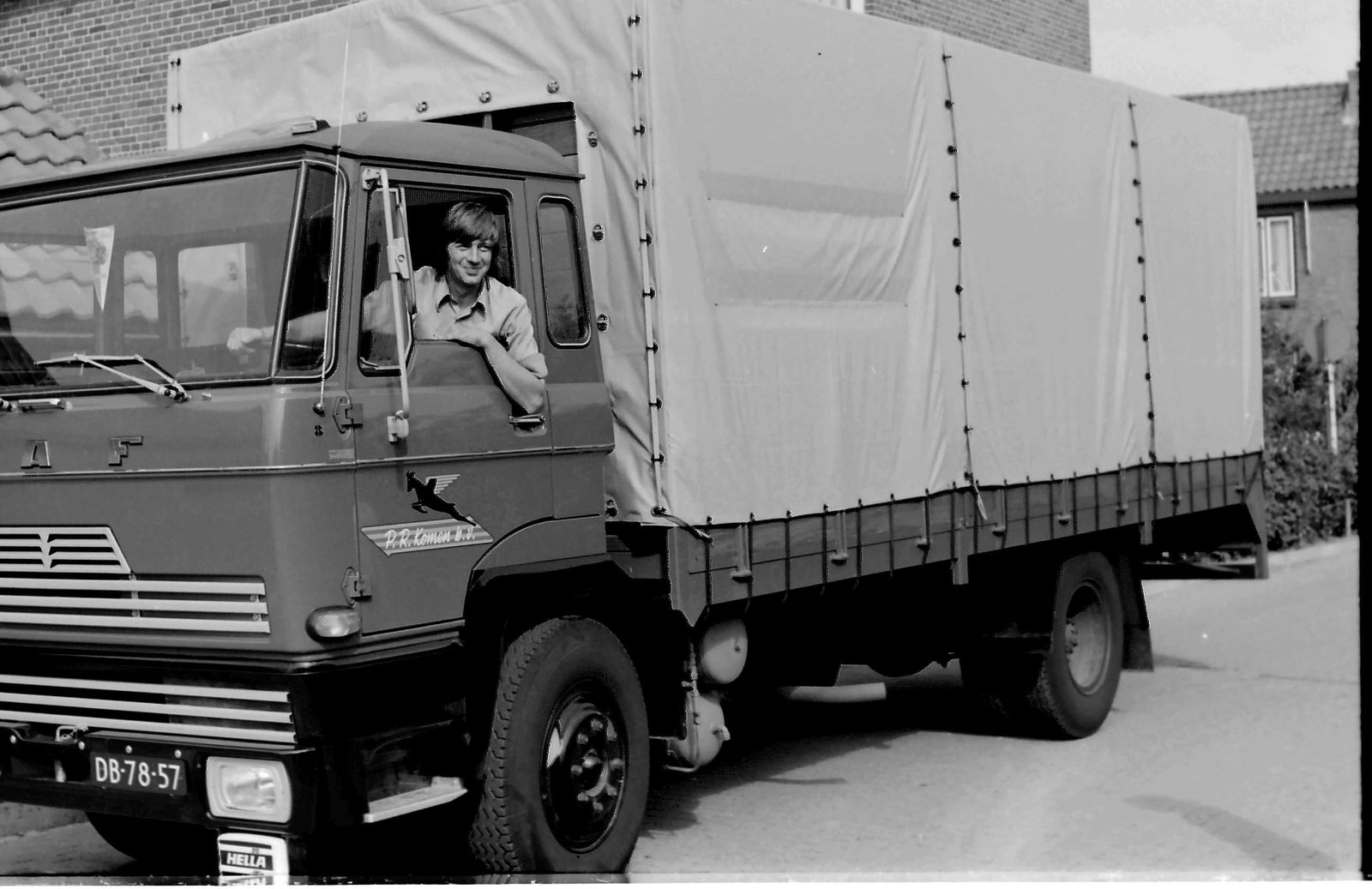 Hans de Vries in vrachtwagen3